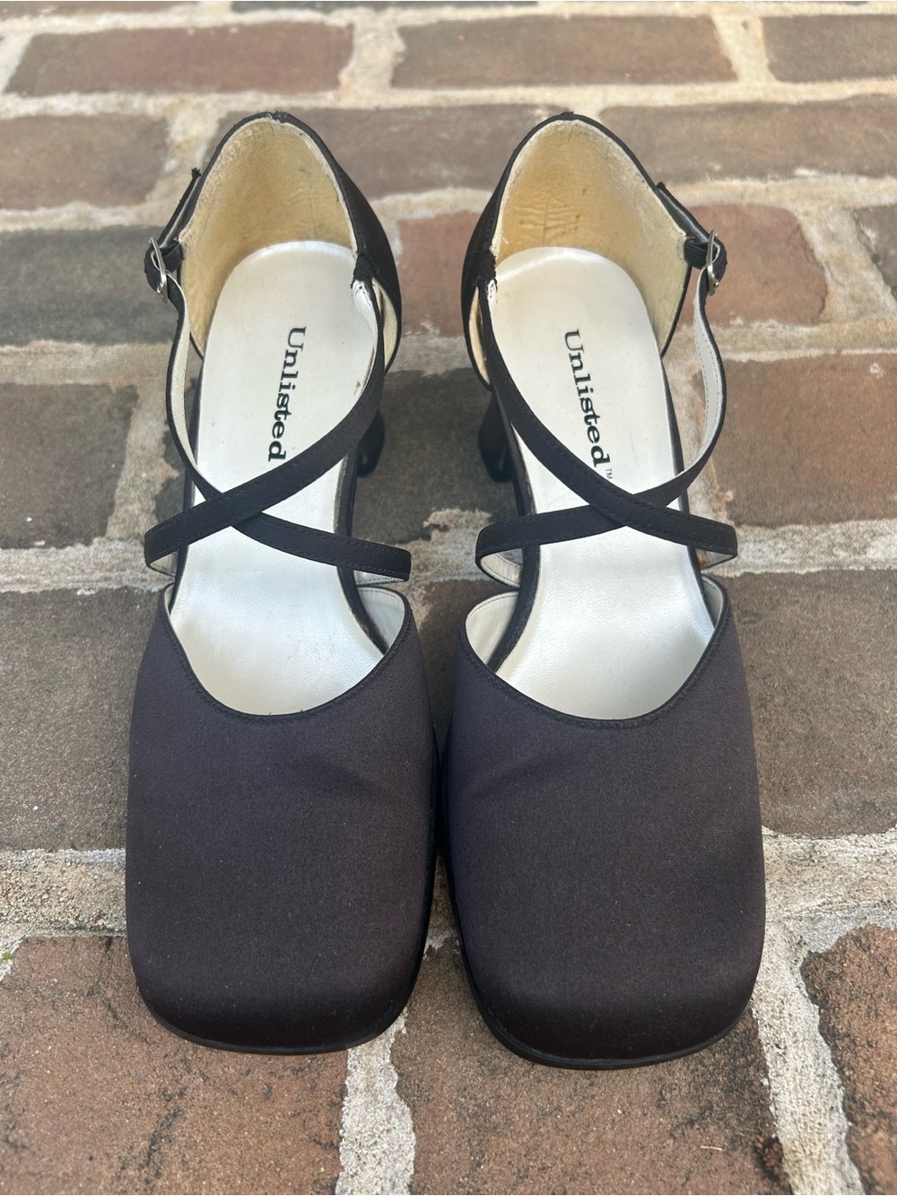 Vintage 90s 2000s black satin square toe heels criss cross straps whimsygoth 7